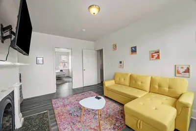 Image de Stylish Northside 4 Bed - Off Street Parking