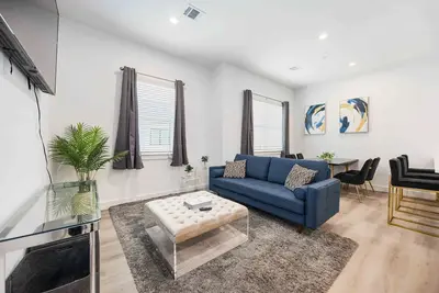 Image de Modern 2-Bedroom Home Minutes from Downtown Houston