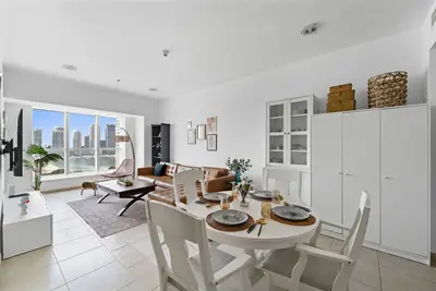 Image de Spacious 2 Bedroom Apartment in Dubai Marina