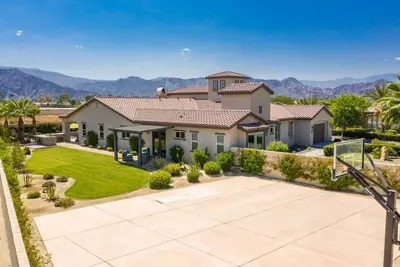 Coachella Dream - Luxury Mid-Term Rental