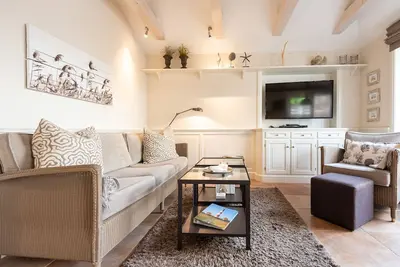 Image de Haus Sonnenstrahl, Strandhaus - Beautiful 3-room vacation apartment on the first floor on the beach.