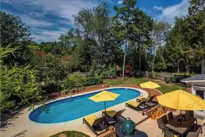 Image de 4-bedroom house in fantastic Charlotte with Pool