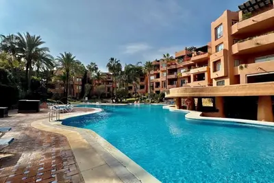 Image de Cozy 2 Bed Apartment 7 min Walk to the Beach!