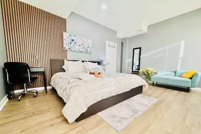 Cozy 2br apartment 6 min from Ewr