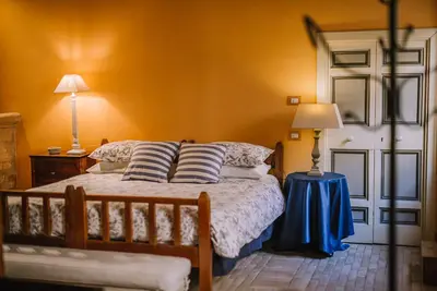 Apartment in Palazzo, charm and dehors. Historic center, 7 km from the sea