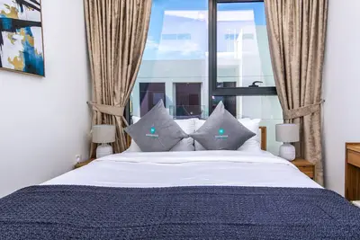 Image de 404-Bloomfields Modern 2br Azizi Gardens