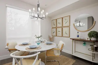 Image de Luxury home near Dt and Yvr w/ 2 indoor parking