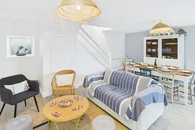 Image de Maison pour 8 avec terrasse - Kerity