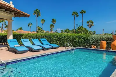 Image de Luxury 2-Bedroom Villa with Private Pool