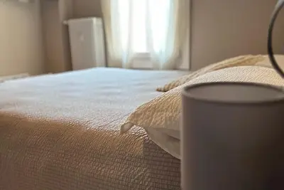 Small cozy and comfortable apartment within walking distance of downtown