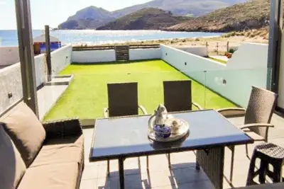 Image de Marilous House - Skyros Beachfront Getaway