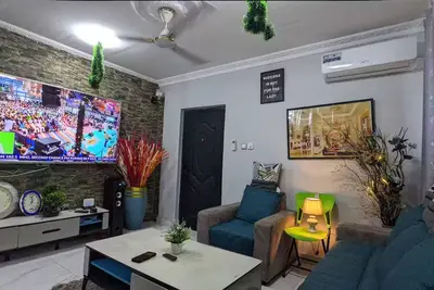Image de 2 Bedrooms and hall Borteyman Sniit Flat Stadium