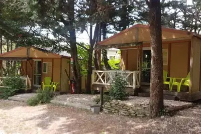 Image de Chalet 3 étoiles - Piscine  - eecf00