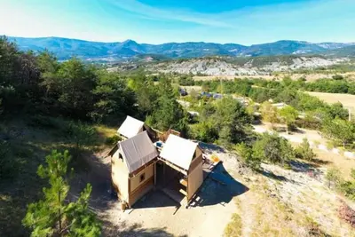 Image de Cabane 4 étoiles - Piscine  - ccbacgi