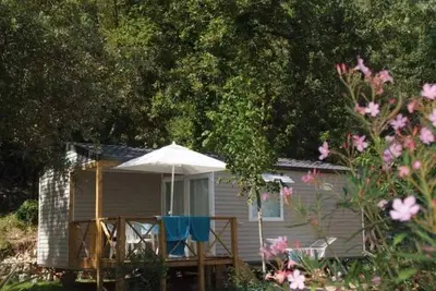 Image de Camping 4 étoiles - Piscine  - ccbadga