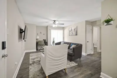 Image de 20% Off Upgraded 2bd - Pool - Dfw South 183/161 - I014