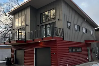 Modern Duplex, Centrally Located
