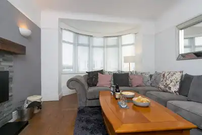 Image de Pass the Keys | Spacious Property Near to Marina