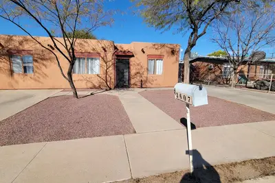 Image de 4-bedroom house in Central Tucson with WiFi, Ac