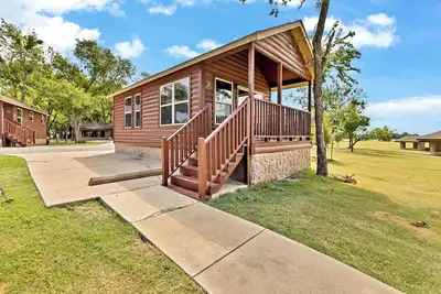 Image de Beautiful Lakeside Tiny House Cabin
