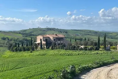 Image de Vacation apartment in Asciano, air conditioning, private gazebo, shared pool, Pe