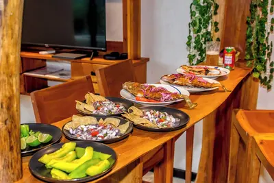 Image de Charming 1-Bedroom Apartment in Río Lagartos. Ac, Rooftop Deck & Private Pier -J