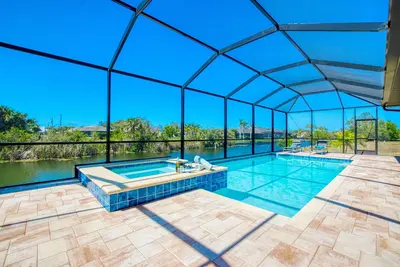 Image de Villa Casa De Sisa – Heated Pool & Spa | Canal View | Boat Rental + Tours Voucher Incl.