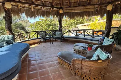 Image de Gorgeous 5-bedroom house in San Pancho with pool, jacuzzi, and beautiful garden