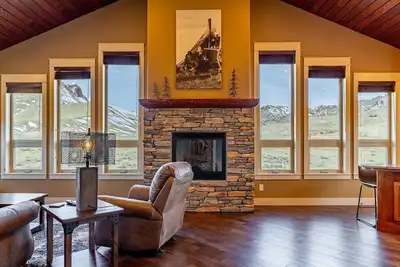 Image de Elk Meadow Retreat- Fireplace, Sleeps up to 4 guests