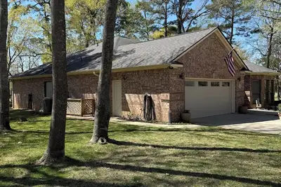 Image de 3-bedroom golf course home on Walden on Lake Conroe Montgomery with WiFi, Ac