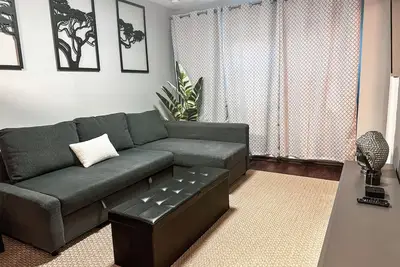 Image de Newly Renovated 1br in Sunnyside - Close to Subway 20mins to City