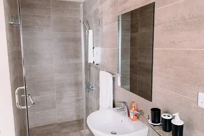 Image de Presidential 2br near Airport