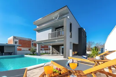 Image de Villa Klara (V9762-K1) - Zadar