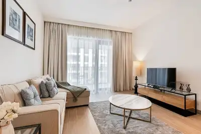 Image de Modern 1 Br Oasis in Dubai | Beach & Lagoon Access