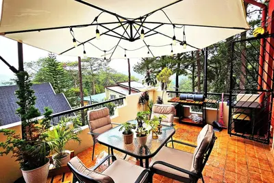 Image de Maison de vacances Camp 7 Baguio Transient 6br