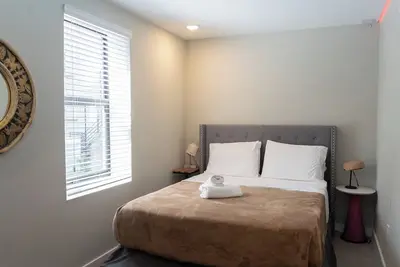 Image de Trendy Brickell 2bd/2bth Free Parking Apt 8