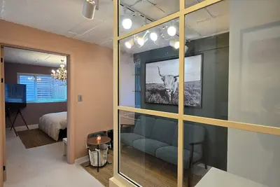 Image de N. 5 Romantic Retreat in Gangnam, Seoul – Garden View and Urban Forest Walk!