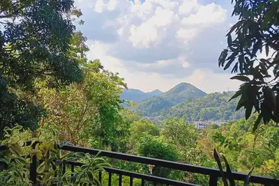 Charming 2-bedroom house in peaceful Kandy with WiFi