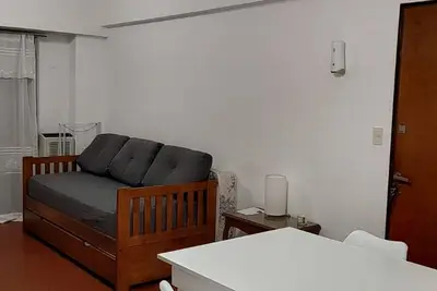 Image de 2 bedroom apartment.
