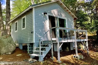 Image de Toddy Pond Pinetree Cabin-Stunning views, water fun, close to coastal towns, parks