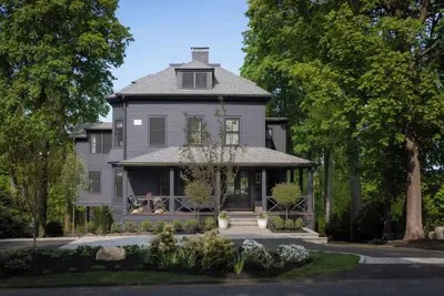 Image de The Manor, A Luxury Mansion 15 min from Boston w/Large yard