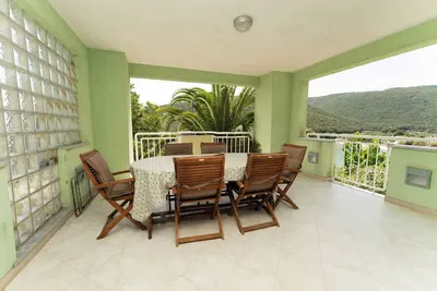 Image de Appartement de vacances avec terrasse et vue mer