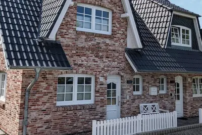 Image de New! \"Inselherz\" ground floor - The high-quality Frisian house in the heart of the island of Sylt!