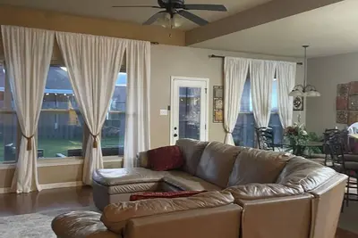 Image de Charming 3-bedroom home near Nicholls State, min from Downtown, and hospitals