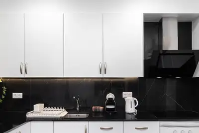 Image de #304 Albufeira Beach House by Home Holidays