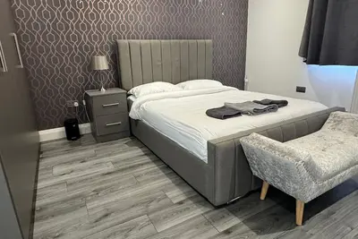 Image de Modern New 2 Bed Apartment with Kitchen and Laundrette - Family/Couple Friendly