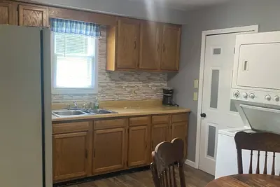 Image de Charming 2-bedroom cottage in Matewan with WiFi and Ac