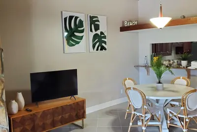Image de Cozy 2-bedroom condo in gorgeous Fort Myers with WiFi, Ac