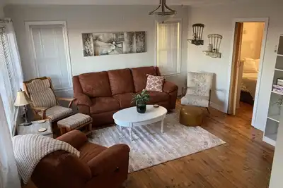 Image de Waterfront 3 Bedroom cottage located in beautiful Turkey Point