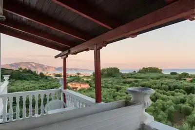 Image de Appartement \"1\" avec terrasse privée, Wi-Fi et climatisation